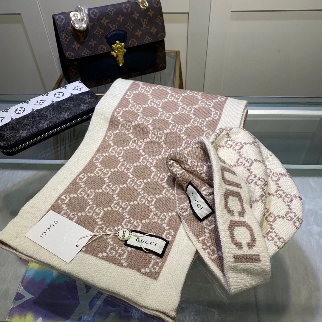 gucci hat and echapres set s_12733473